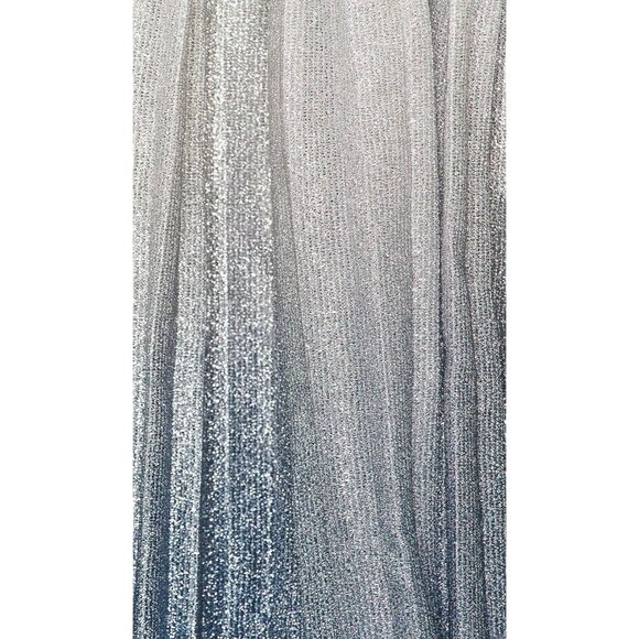 Winter Wonderland Dress
Line & Dot Blue and White Maxi Dress - Picture 4 of 12